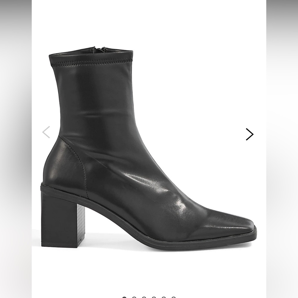 Brand new Raid Averie Go-Go Boots